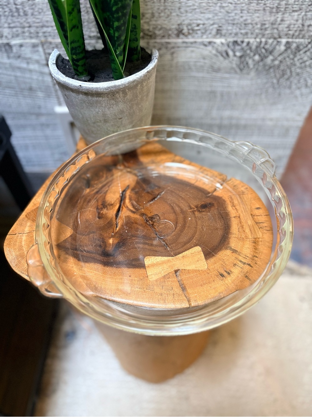 Pyrex | Vintage Clear Glass 9.5 Inch Rimmed Deep Pie Dish w/ Side Handles #229